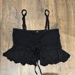 Wilfred La Boheme | Black Ruffled Crop Top